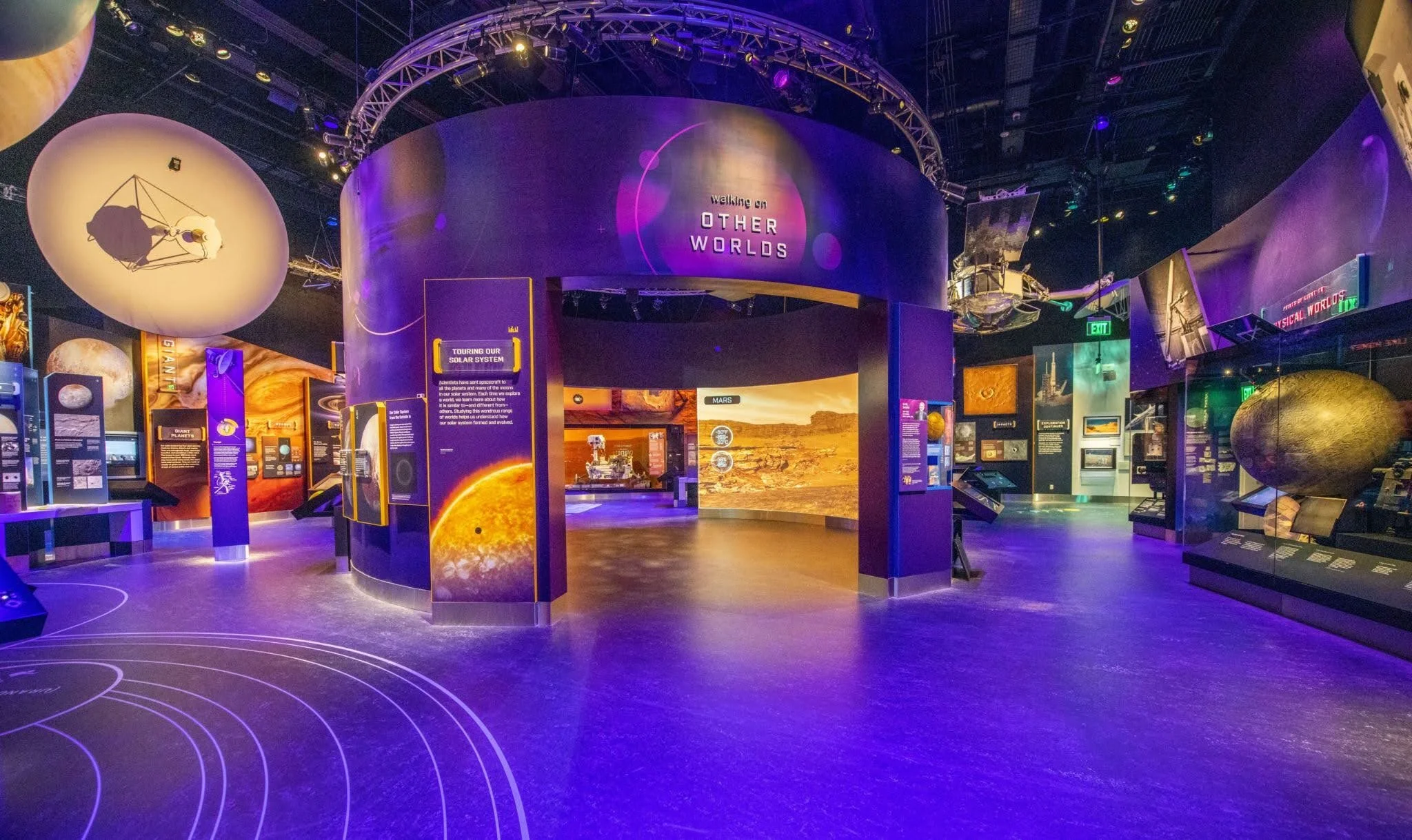 Smithsonian National Air and Space Museum, image 11